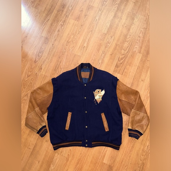 Vintage Guess Large Leather Wool Varsity Indian Aztec Jacket 90s (MAKE A OFFER) - Picture 2 of 11